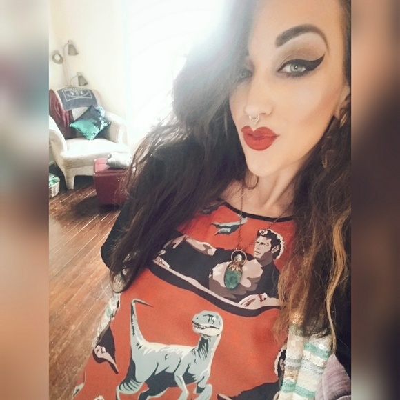 Meet your Posher, Erin - Picture 8 of 8